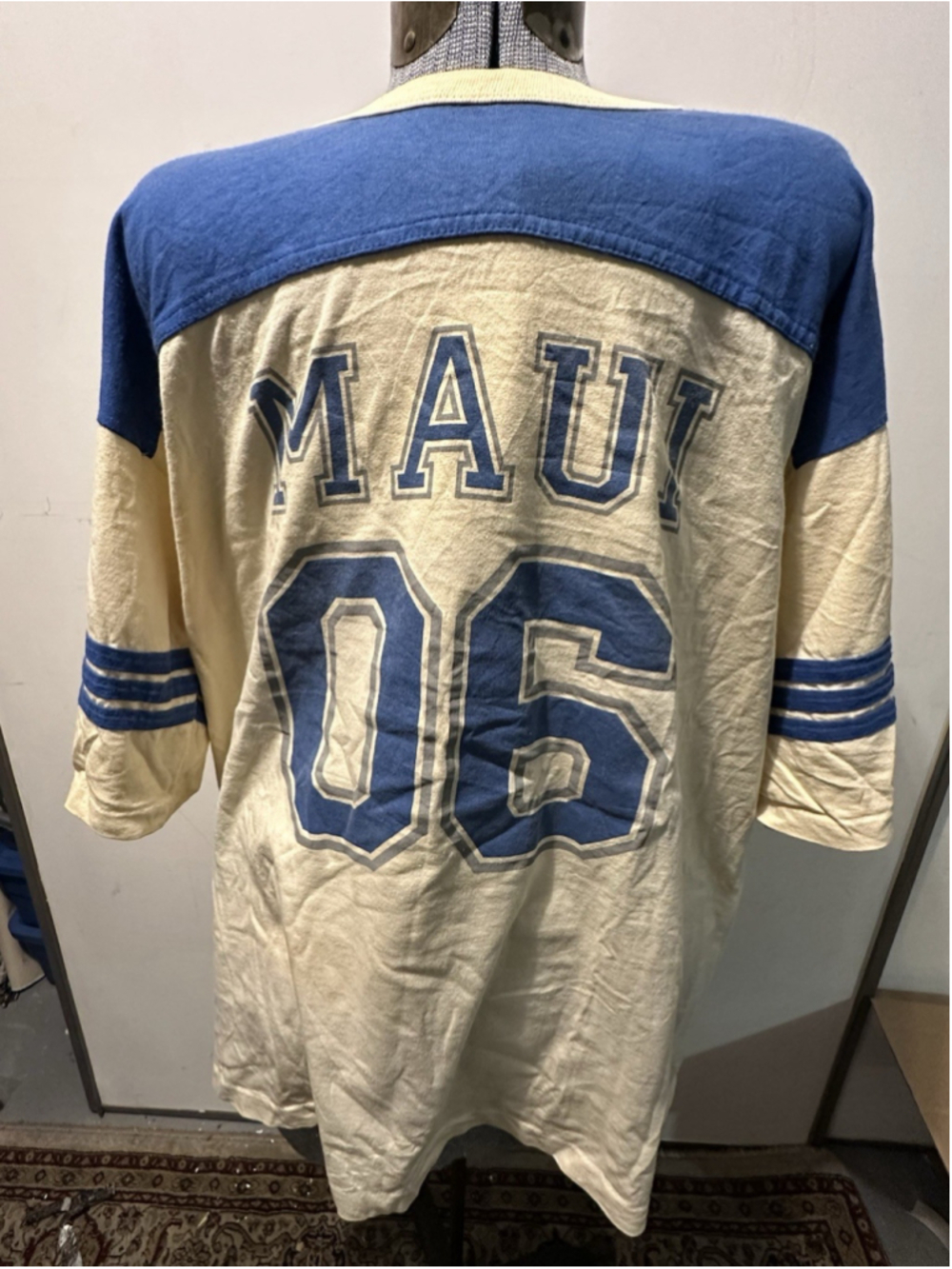 Vintage Alore Maui 06 Jersey T Shirt XL USA Made Cream Blue Football Yoke Mesh